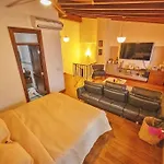 Loft 3B Casco Antiguo, En La Mejor Zona Del Casco.