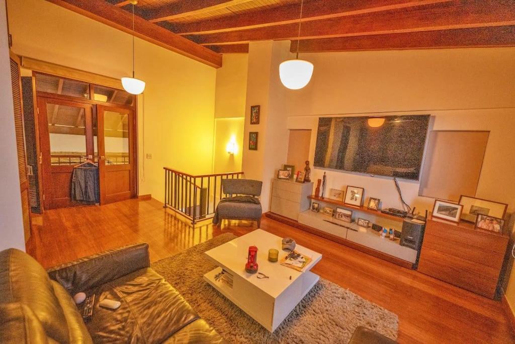 Loft 3b Casco Antiguo, En La Mejor Zona Del Casco. Apartment